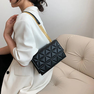 Cameron™ Elsie | Classic quilted square shoulder bag